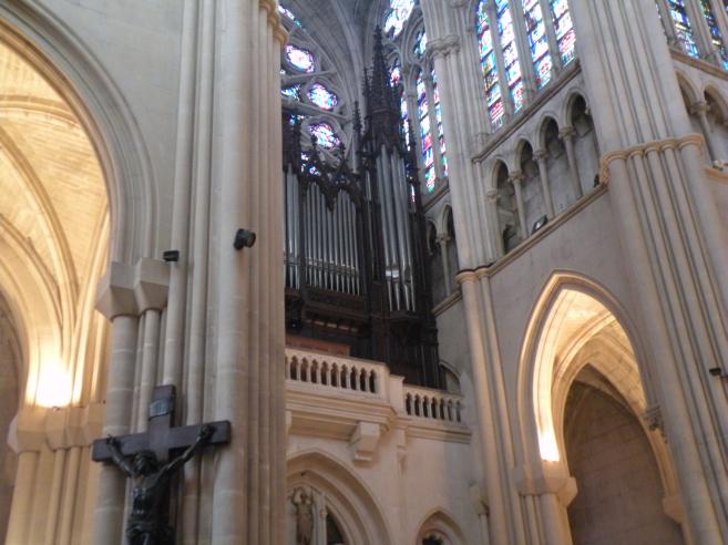 orgue de l'église